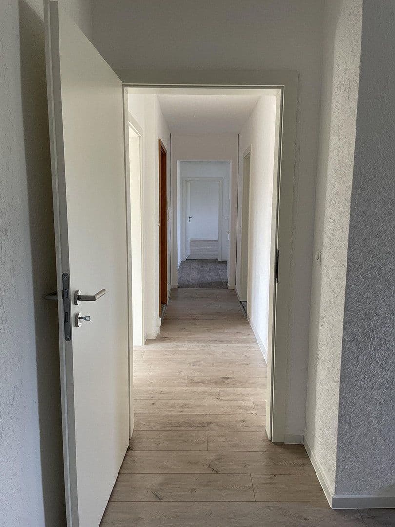 Prenájom bytu 3-izbový 80 m², Siedlung 21a, Geithain, Sasko Prenájom bytu 3-izbový 80 m², Siedlung 21a, Geithain, Sasko