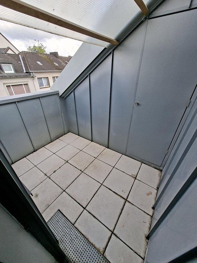 Prenájom bytu 3-izbový 82 m², Haupstr. 48, Solingen, Severné Porýnie - Westfálsko Prenájom bytu 3-izbový 82 m², Haupstr. 48, Solingen, Severné Porýnie - Westfálsko