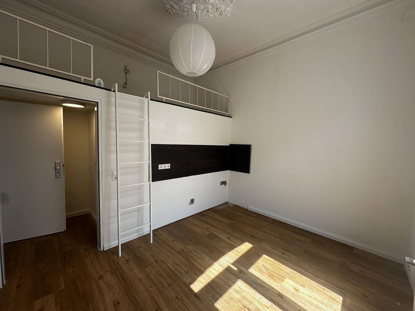 Predaj bytu 1-izbový 20 m², Bismarckstrasse 201, Aachen, Severné Porýnie - Westfálsko Predaj bytu 1-izbový 20 m², Bismarckstrasse 201, Aachen, Severné Porýnie - Westfálsko