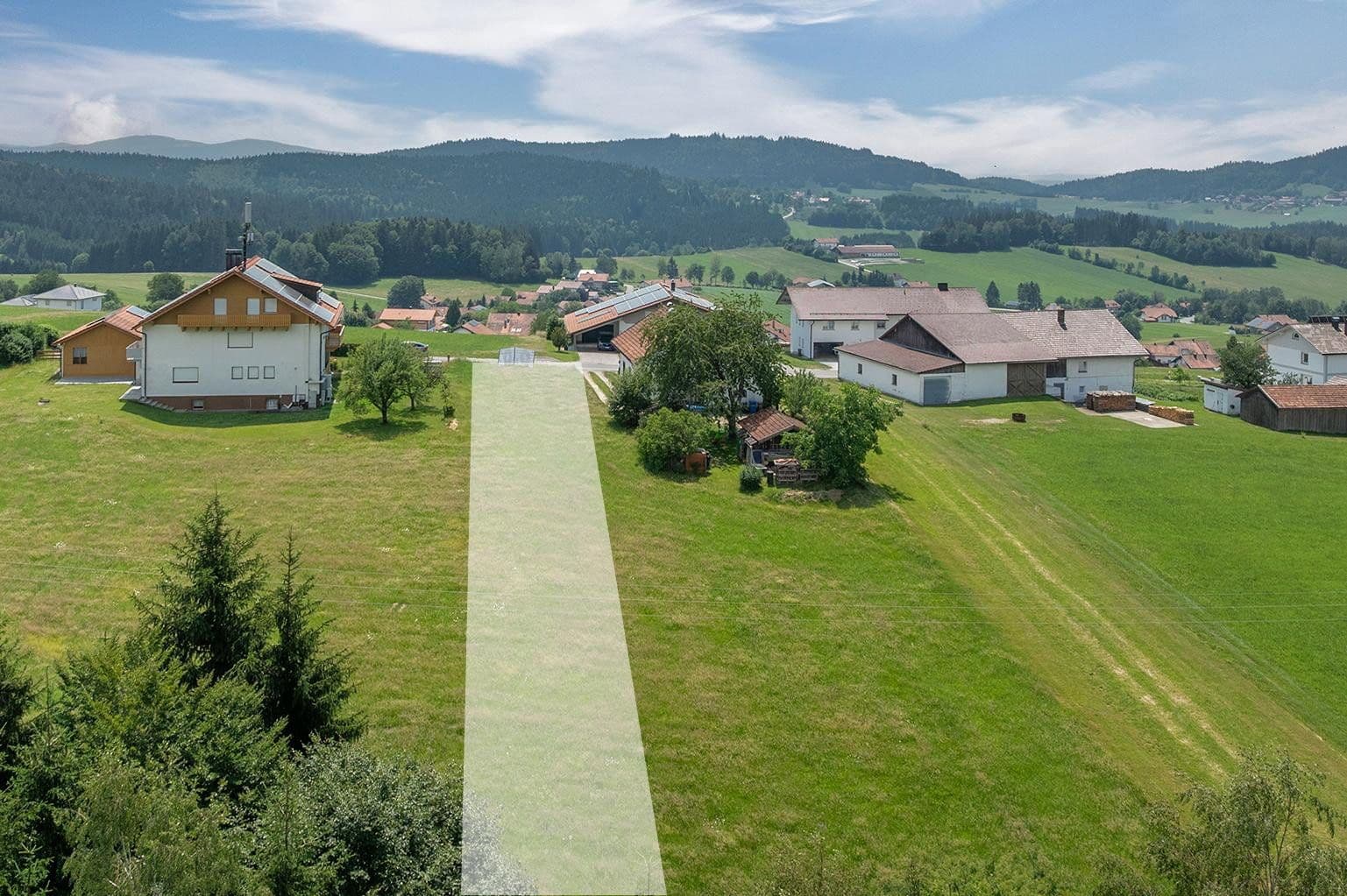 Predaj pozemku 1.390 m², Herzogsreuter Straße, Hinterschmiding, Bavorsko Predaj pozemku 1.390 m², Herzogsreuter Straße, Hinterschmiding, Bavorsko