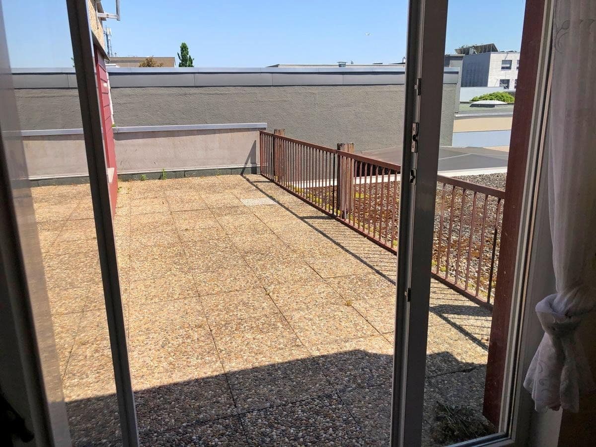 Prenájom bytu 4-izbový 133 m², Plieningen, Bádensko-Wurttembersko Prenájom bytu 4-izbový 133 m², Plieningen, Bádensko-Wurttembersko