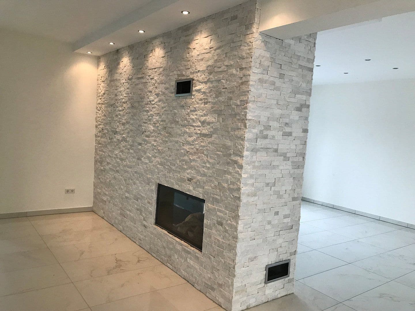 Predaj bytu 3-izbový 145 m², Nackenheim, Porýnie-Falcko Predaj bytu 3-izbový 145 m², Nackenheim, Porýnie-Falcko