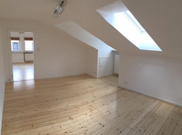 Prenájom bytu 2-izbový 57 m², Alpspitzstr. 16, Starnberg, Bavorsko Prenájom bytu 2-izbový 57 m², Alpspitzstr. 16, Starnberg, Bavorsko