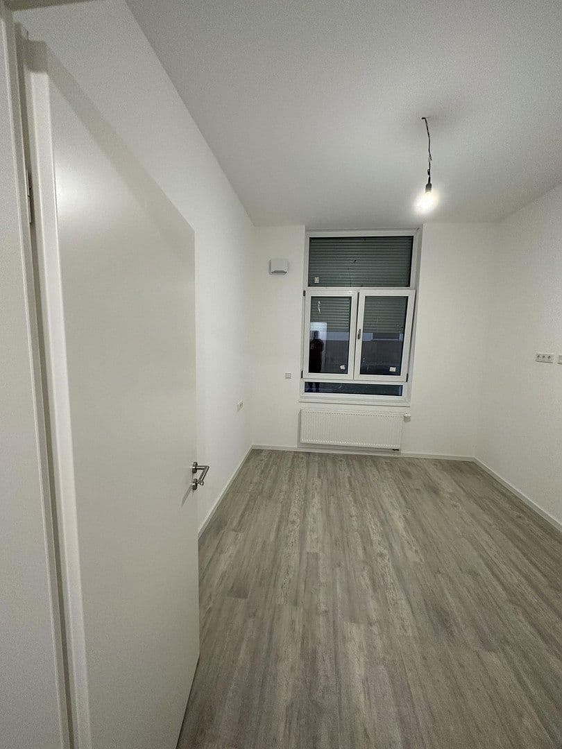 Predaj bytu 5-izbový 120 m², Mannheim, Bádensko-Wurttembersko Predaj bytu 5-izbový 120 m², Mannheim, Bádensko-Wurttembersko