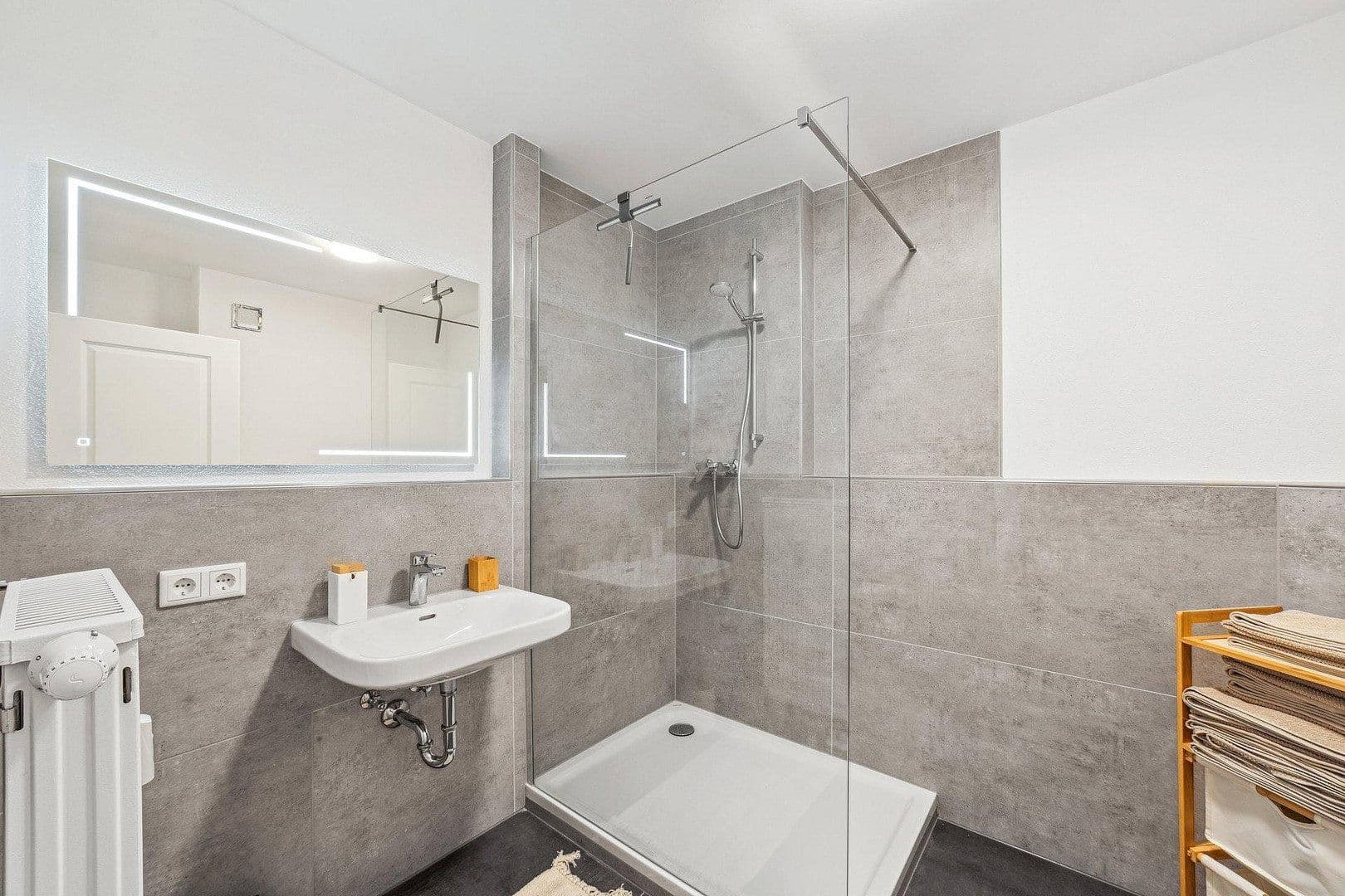 Prenájom bytu 2-izbový 69 m², Schweinauer Hauptstrasse 141, Nürnberg, Bavorsko Prenájom bytu 2-izbový 69 m², Schweinauer Hauptstrasse 141, Nürnberg, Bavorsko