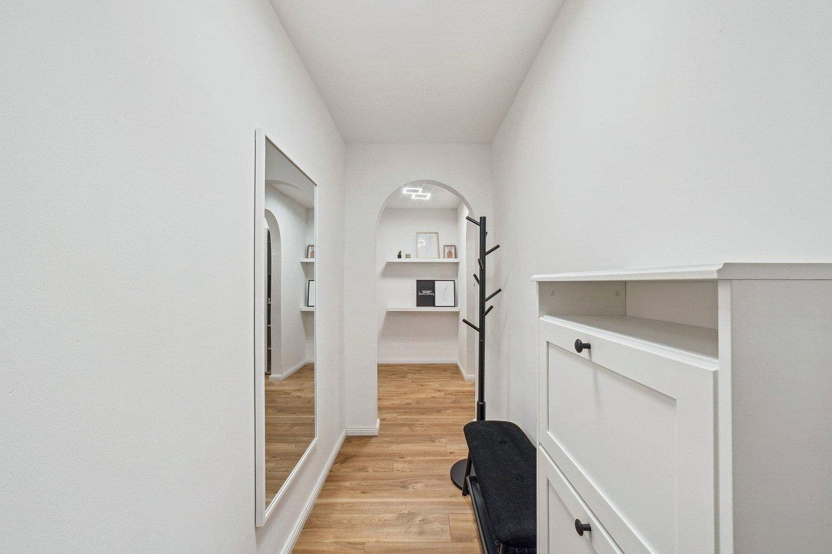 Prenájom bytu 2-izbový 69 m², Schweinauer Hauptstrasse 141, Nürnberg, Bavorsko Prenájom bytu 2-izbový 69 m², Schweinauer Hauptstrasse 141, Nürnberg, Bavorsko