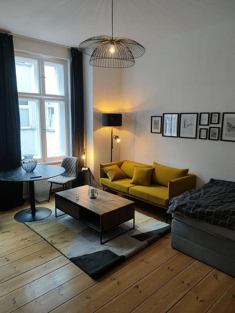 Prenájom bytu 1-izbový 38 m², Pettenkoferstraße 7, Friedrichshain, Berlín Prenájom bytu 1-izbový 38 m², Pettenkoferstraße 7, Friedrichshain, Berlín