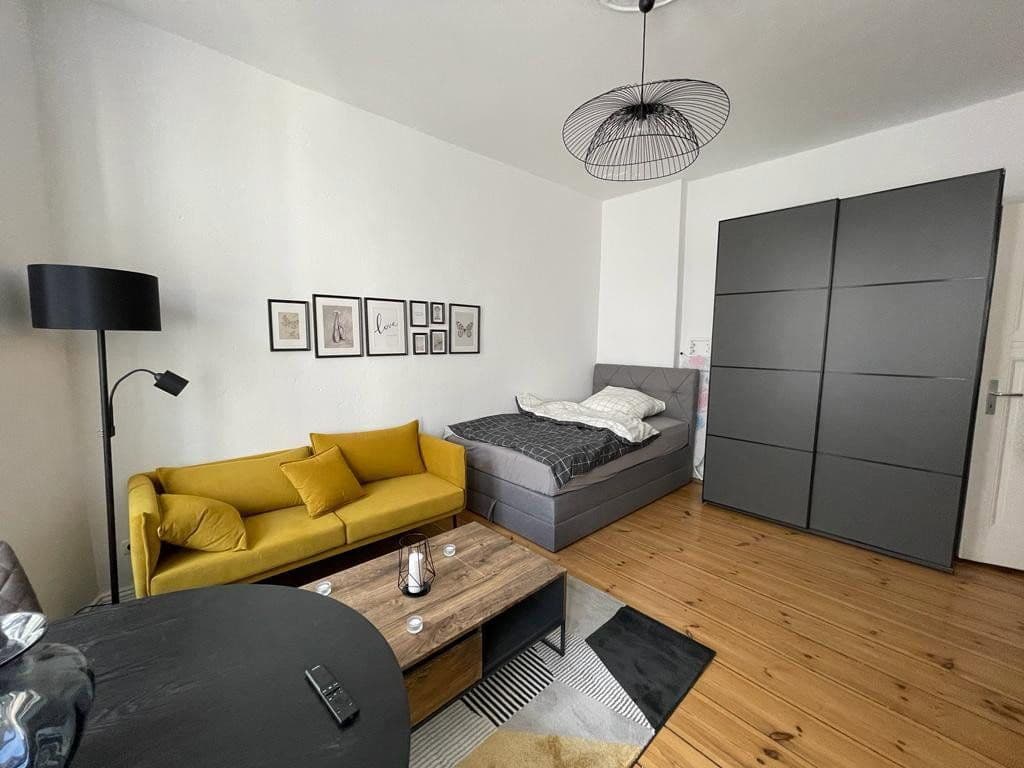 Prenájom bytu 1-izbový 38 m², Pettenkoferstraße 7, Friedrichshain, Berlín Prenájom bytu 1-izbový 38 m², Pettenkoferstraße 7, Friedrichshain, Berlín