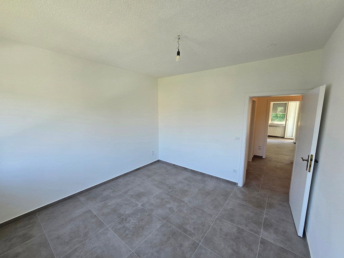 Prenájom bytu 3-izbový 65 m², Beethovenstraße 14, Wesel, Severné Porýnie - Westfálsko Prenájom bytu 3-izbový 65 m², Beethovenstraße 14, Wesel, Severné Porýnie - Westfálsko