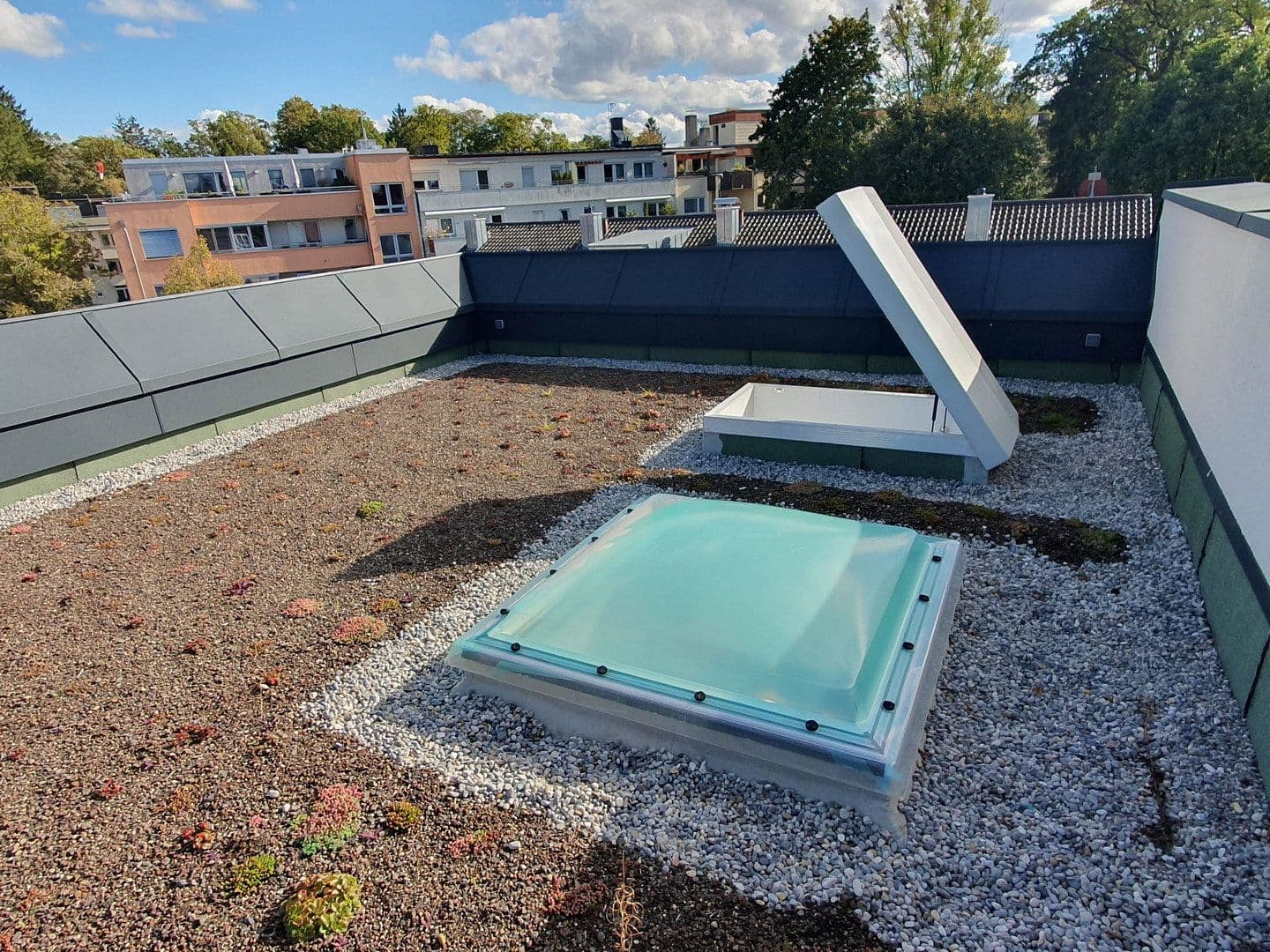 Prenájom bytu 3-izbový 75 m², München, Bavorsko Prenájom bytu 3-izbový 75 m², München, Bavorsko