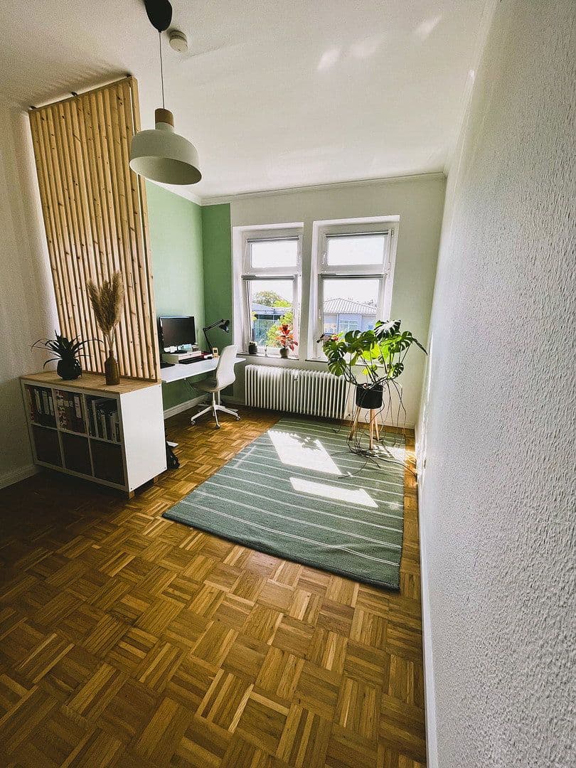 Prenájom bytu 3-izbový 85 m², Franziskaner Strasse 21, Mönchengladbach, Severné Porýnie - Westfálsko Prenájom bytu 3-izbový 85 m², Franziskaner Strasse 21, Mönchengladbach, Severné Porýnie - Westfálsko