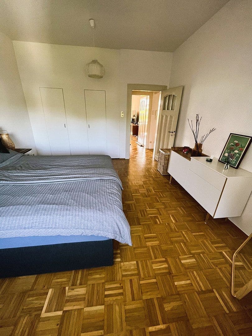 Prenájom bytu 3-izbový 85 m², Franziskaner Strasse 21, Mönchengladbach, Severné Porýnie - Westfálsko Prenájom bytu 3-izbový 85 m², Franziskaner Strasse 21, Mönchengladbach, Severné Porýnie - Westfálsko