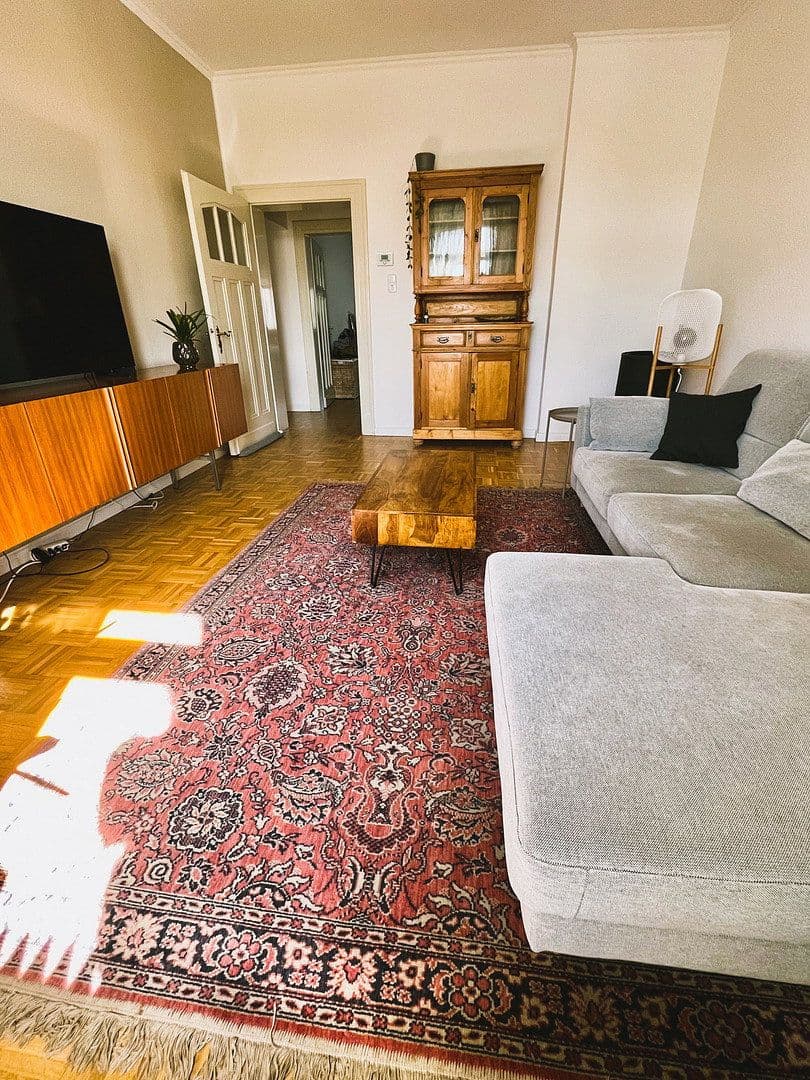 Prenájom bytu 3-izbový 85 m², Franziskaner Strasse 21, Mönchengladbach, Severné Porýnie - Westfálsko Prenájom bytu 3-izbový 85 m², Franziskaner Strasse 21, Mönchengladbach, Severné Porýnie - Westfálsko