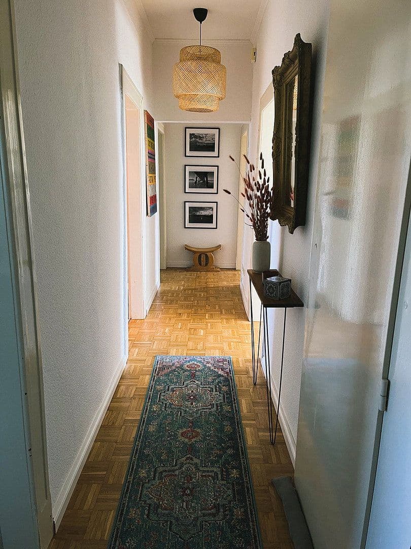 Prenájom bytu 3-izbový 85 m², Franziskaner Strasse 21, Mönchengladbach, Severné Porýnie - Westfálsko Prenájom bytu 3-izbový 85 m², Franziskaner Strasse 21, Mönchengladbach, Severné Porýnie - Westfálsko