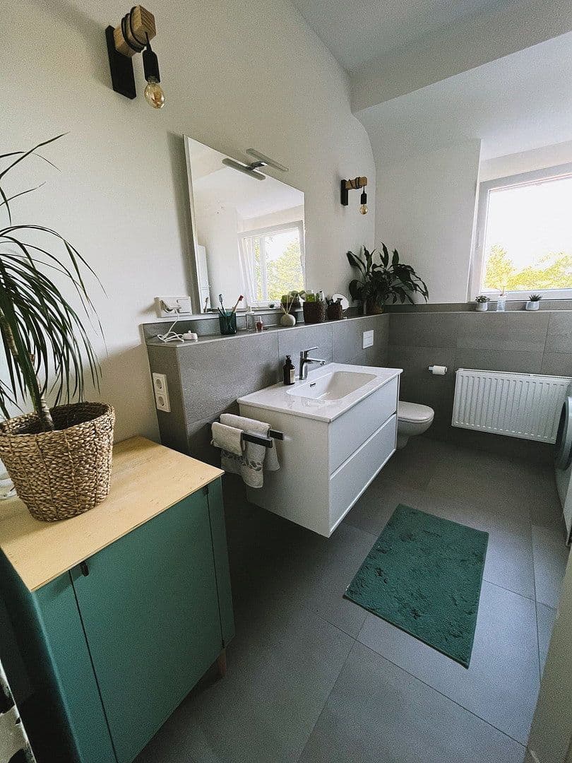 Prenájom bytu 3-izbový 85 m², Franziskaner Strasse 21, Mönchengladbach, Severné Porýnie - Westfálsko Prenájom bytu 3-izbový 85 m², Franziskaner Strasse 21, Mönchengladbach, Severné Porýnie - Westfálsko