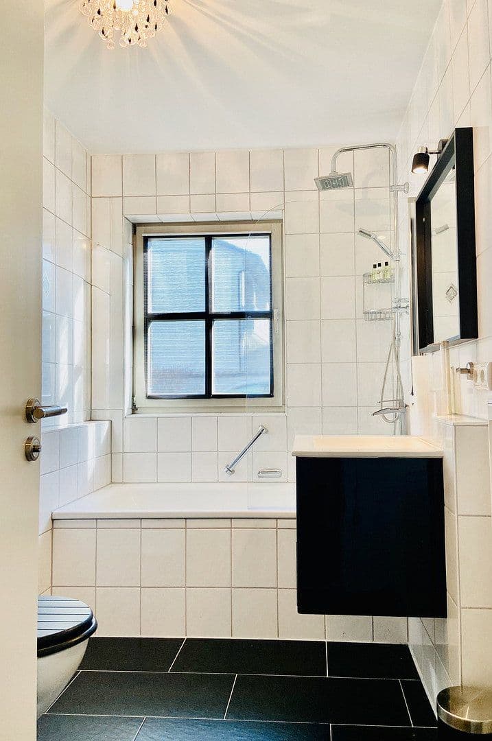 Prenájom bytu 2-izbový 70 m², Geschwister-Scholl-Straße, Landshut, Bavorsko Prenájom bytu 2-izbový 70 m², Geschwister-Scholl-Straße, Landshut, Bavorsko