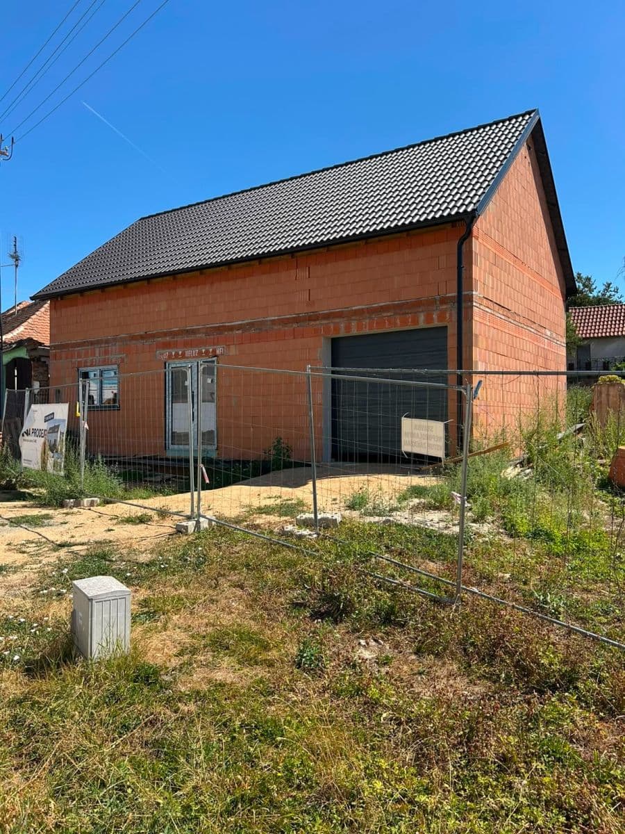 Predaj domu 203 m², pozemok 397 m², Rudé armády, Dolní Dunajovice, Jihomoravský kraj Predaj domu 203 m², pozemok 397 m², Rudé armády, Dolní Dunajovice, Jihomoravský kraj