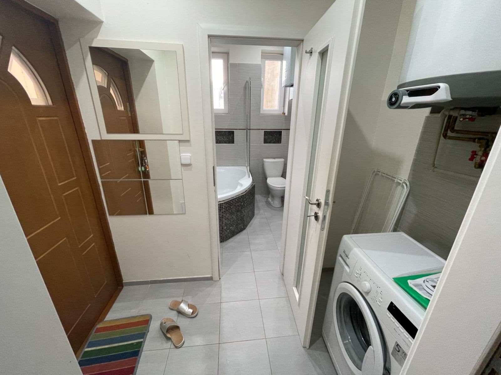 Prenájom bytu 2-izbový 42 m², Heydukova, Praha, Praha Prenájom bytu 2-izbový 42 m², Heydukova, Praha, Praha