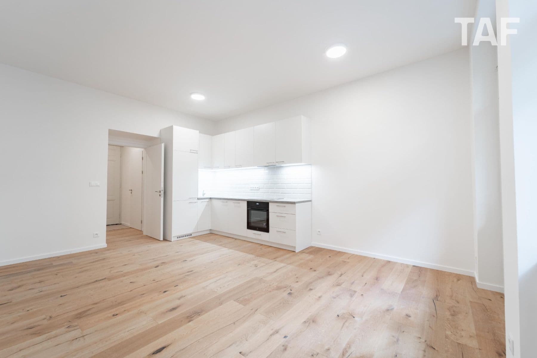 Predaj bytu 2-izbový 61 m², Lucemburská, Praha, Praha Predaj bytu 2-izbový 61 m², Lucemburská, Praha, Praha