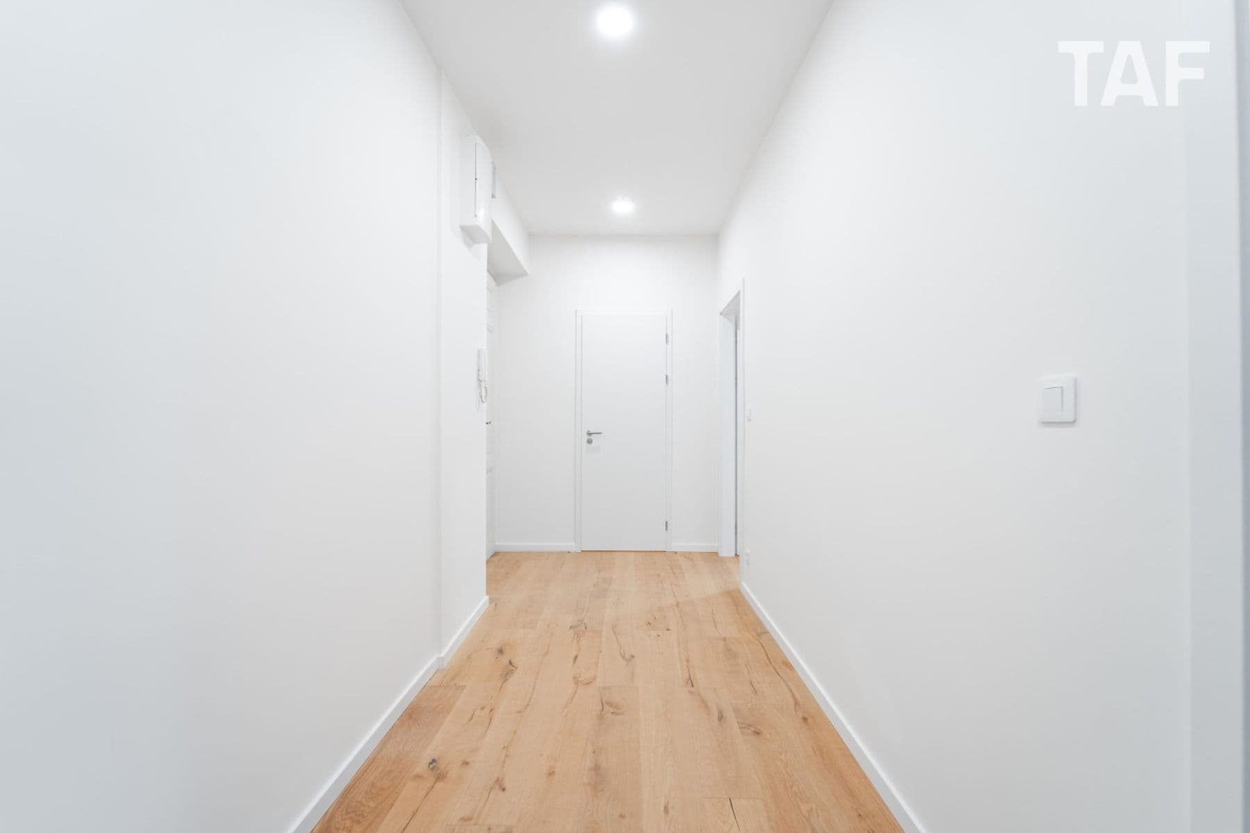 Predaj bytu 2-izbový 61 m², Lucemburská, Praha, Praha Predaj bytu 2-izbový 61 m², Lucemburská, Praha, Praha