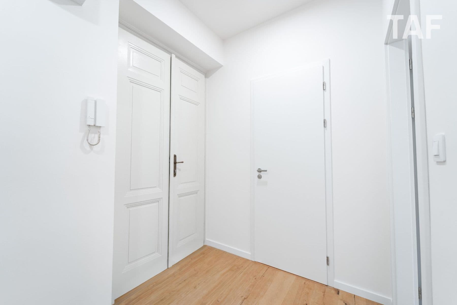 Predaj bytu 2-izbový 61 m², Lucemburská, Praha, Praha Predaj bytu 2-izbový 61 m², Lucemburská, Praha, Praha
