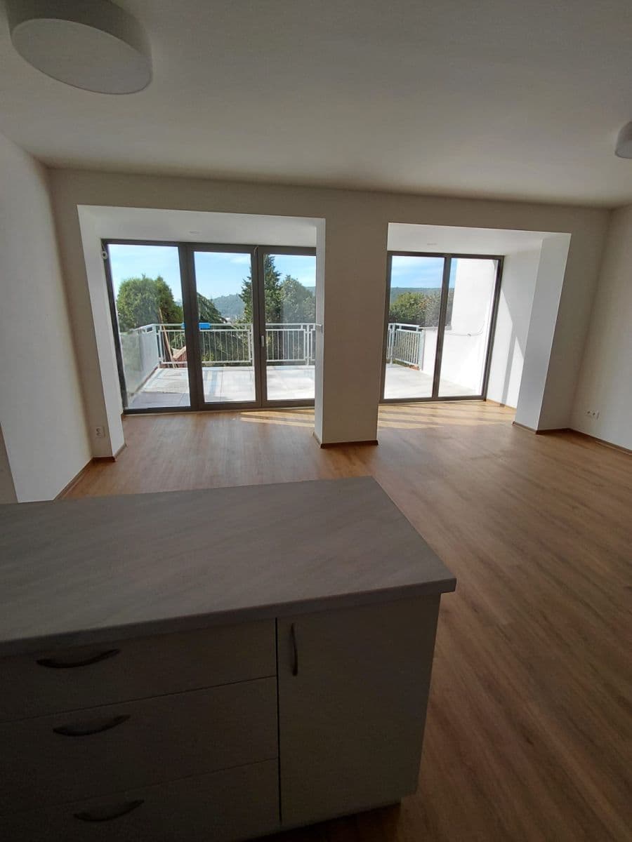 Prenájom bytu 2-izbový 61 m², Bohuslava Martinů, Brno, Jihomoravský kraj Prenájom bytu 2-izbový 61 m², Bohuslava Martinů, Brno, Jihomoravský kraj
