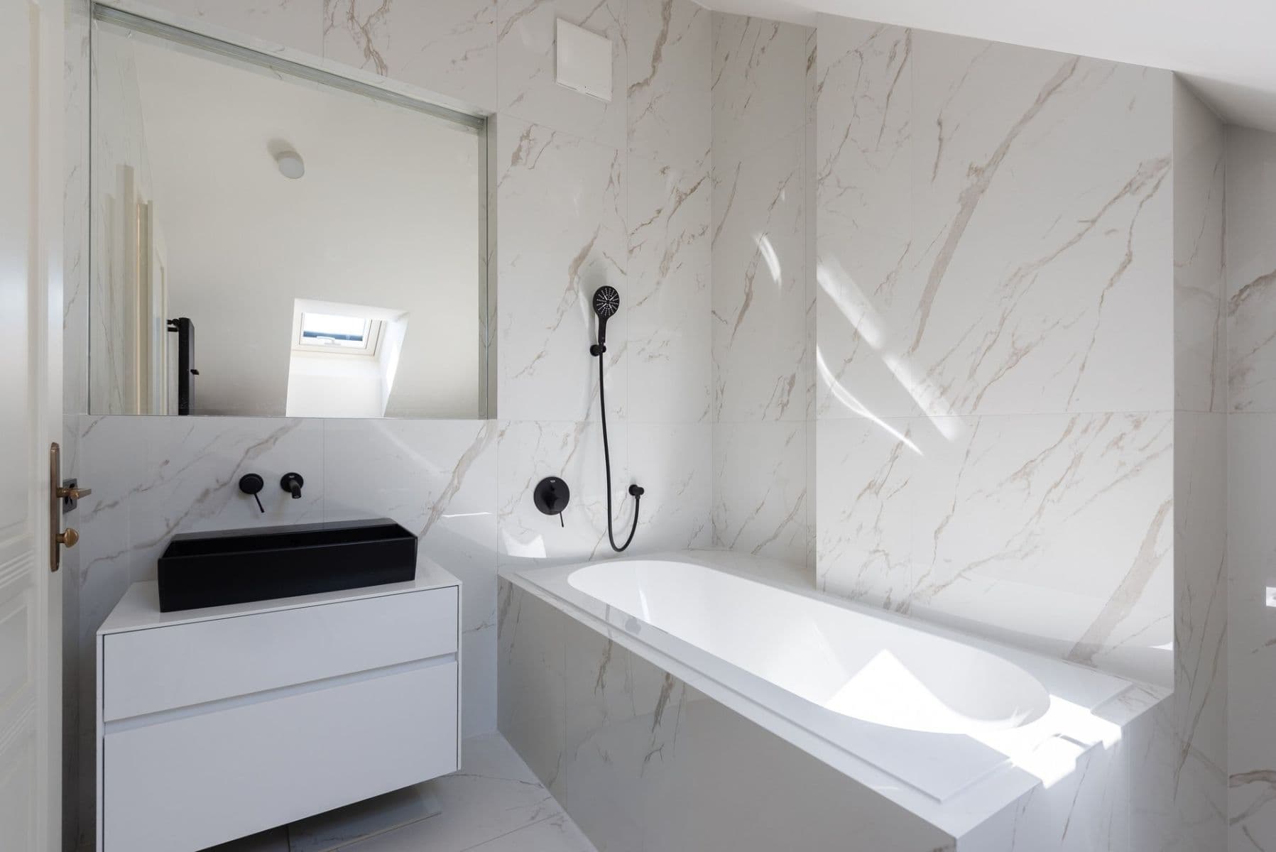Predaj bytu 4-izbový 119 m², Polská, Praha, Praha Predaj bytu 4-izbový 119 m², Polská, Praha, Praha