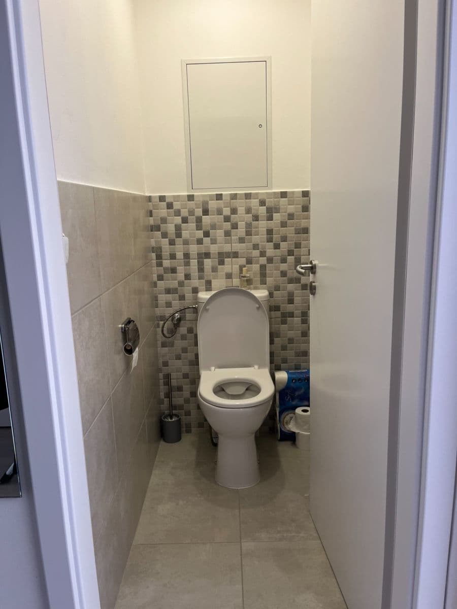 Prenájom bytu 1-izbový 30 m², Kosíkova, Brno, Jihomoravský kraj Prenájom bytu 1-izbový 30 m², Kosíkova, Brno, Jihomoravský kraj