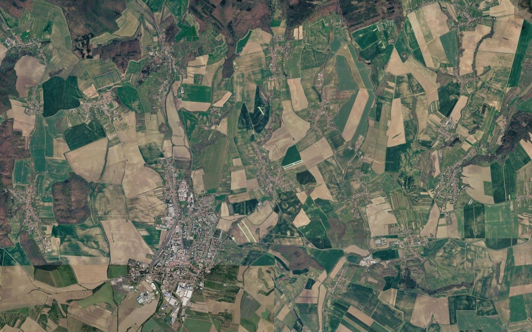 Predaj pozemku 25.297 m², Kostelec, Jihomoravský kraj Predaj pozemku 25.297 m², Kostelec, Jihomoravský kraj
