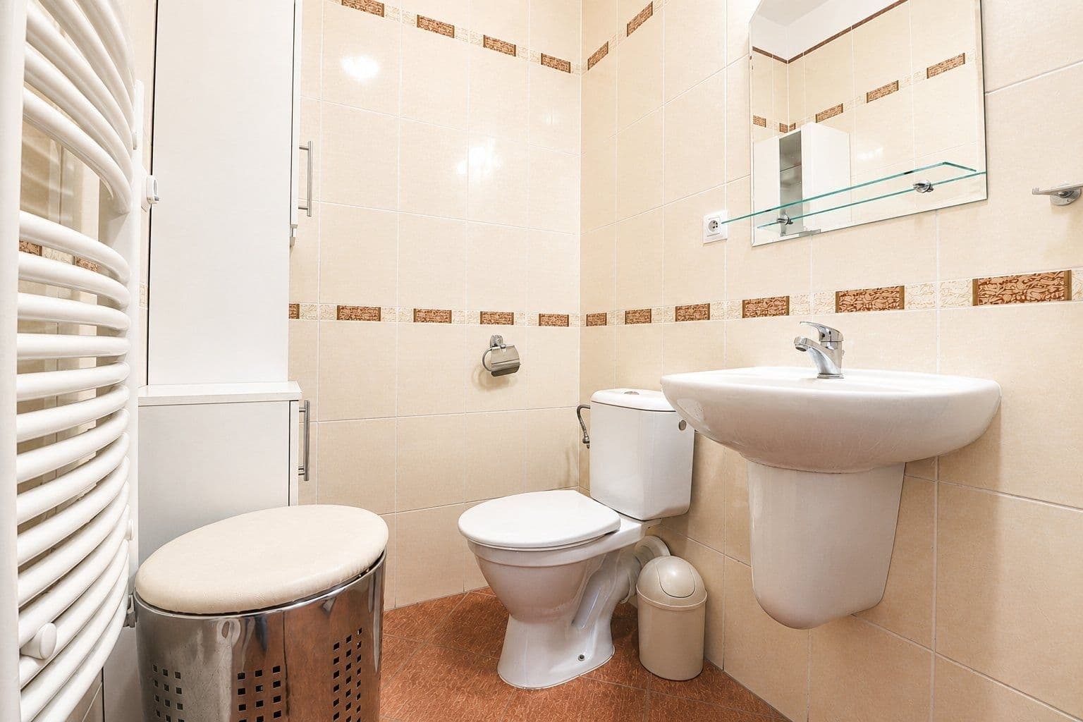 Prenájom bytu 2-izbový 52 m², Pod Harfou, Praha, Praha Prenájom bytu 2-izbový 52 m², Pod Harfou, Praha, Praha