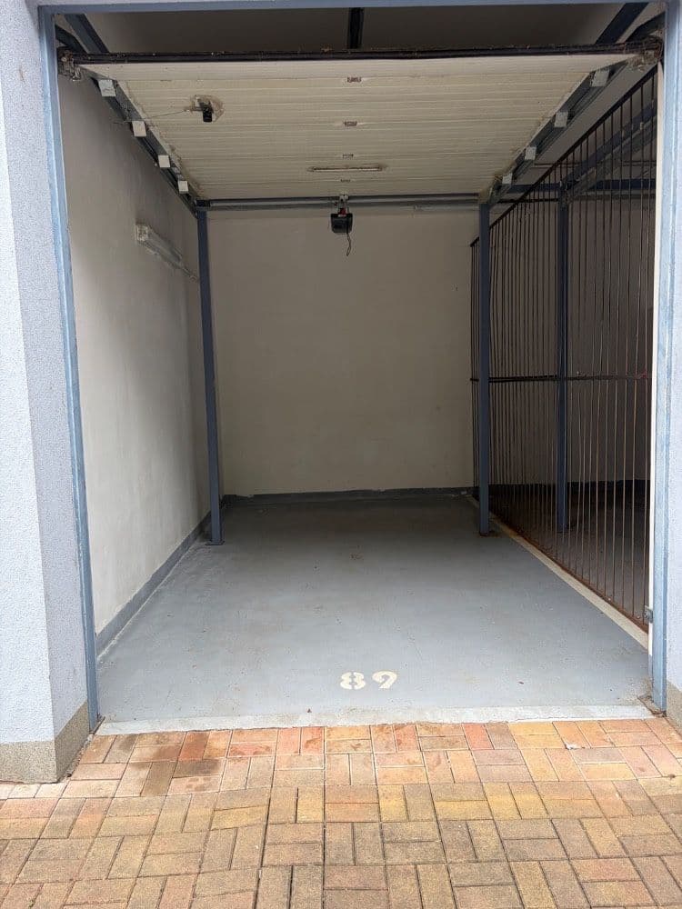 Prenájom nebytového priestoru 17 m², Deylova, Praha, Praha Prenájom nebytového priestoru 17 m², Deylova, Praha, Praha
