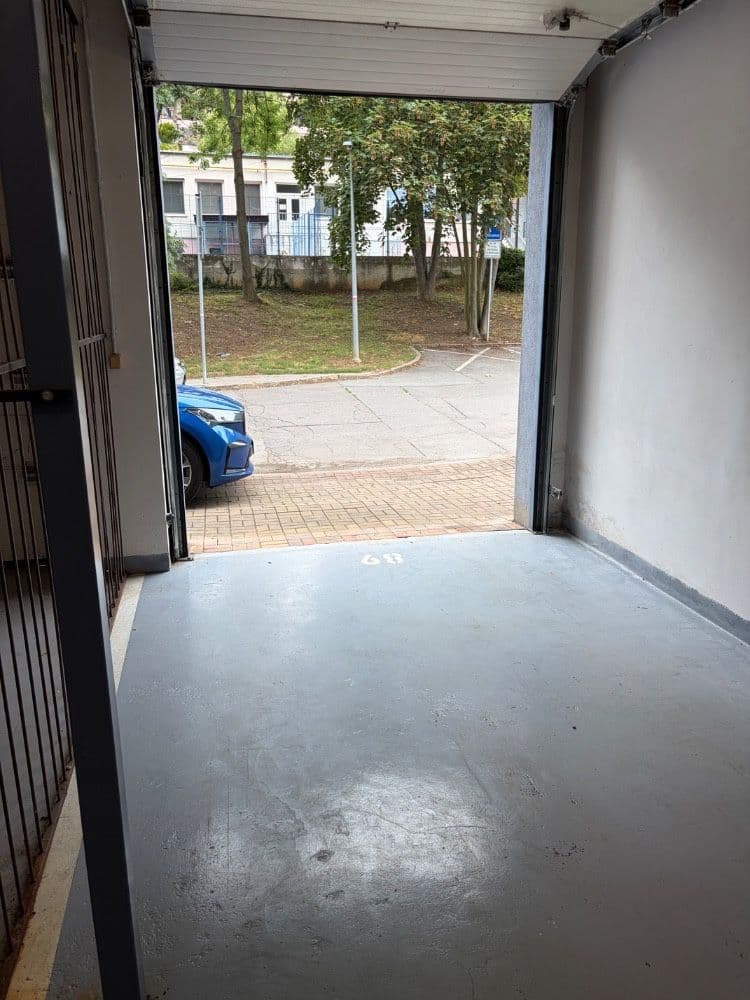 Prenájom nebytového priestoru 17 m², Deylova, Praha, Praha Prenájom nebytového priestoru 17 m², Deylova, Praha, Praha