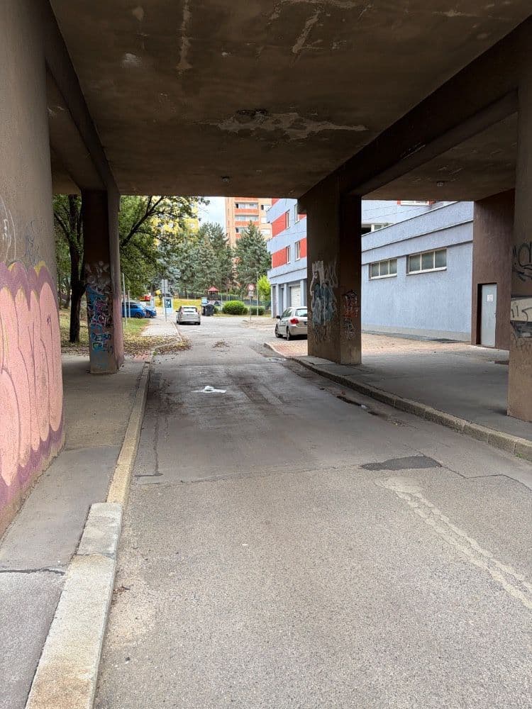 Prenájom nebytového priestoru 17 m², Deylova, Praha, Praha Prenájom nebytového priestoru 17 m², Deylova, Praha, Praha