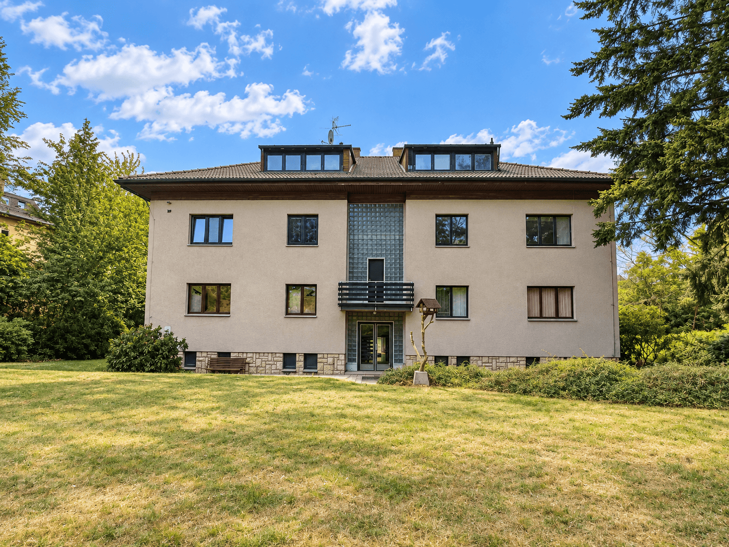 Predaj bytu 3-izbový 96 m², Šmeralova, Klatovy, Plzeňský kraj Predaj bytu 3-izbový 96 m², Šmeralova, Klatovy, Plzeňský kraj