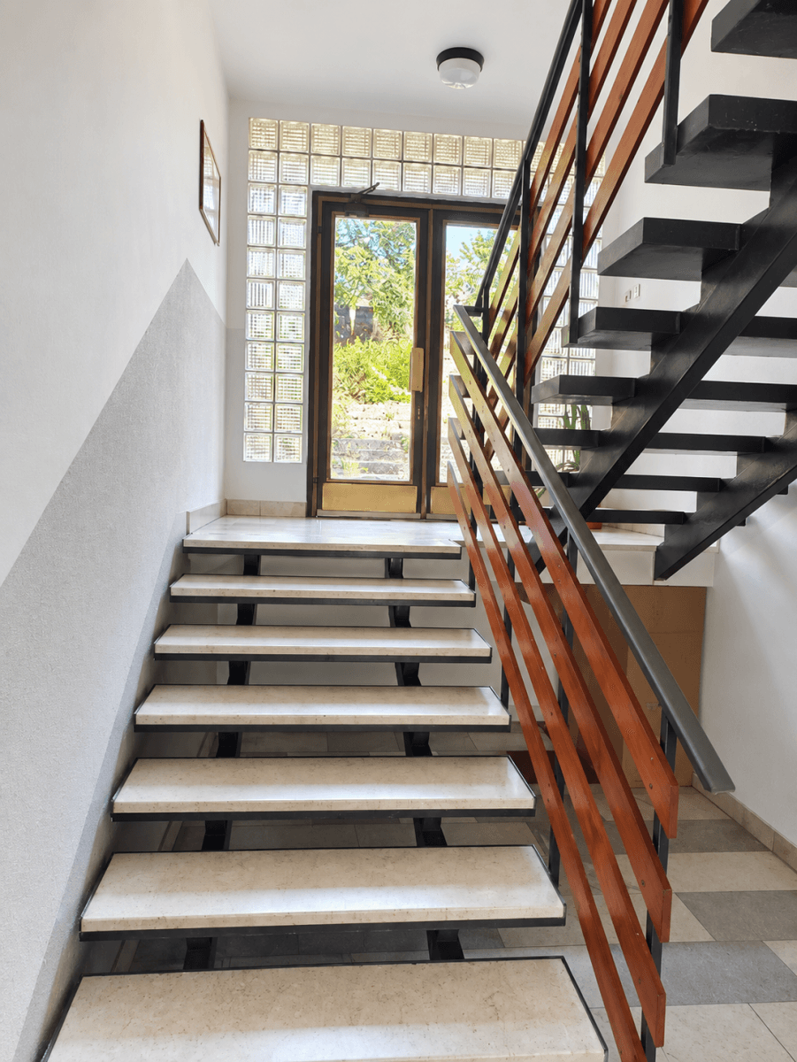 Predaj bytu 3-izbový 96 m², Šmeralova, Klatovy, Plzeňský kraj Predaj bytu 3-izbový 96 m², Šmeralova, Klatovy, Plzeňský kraj