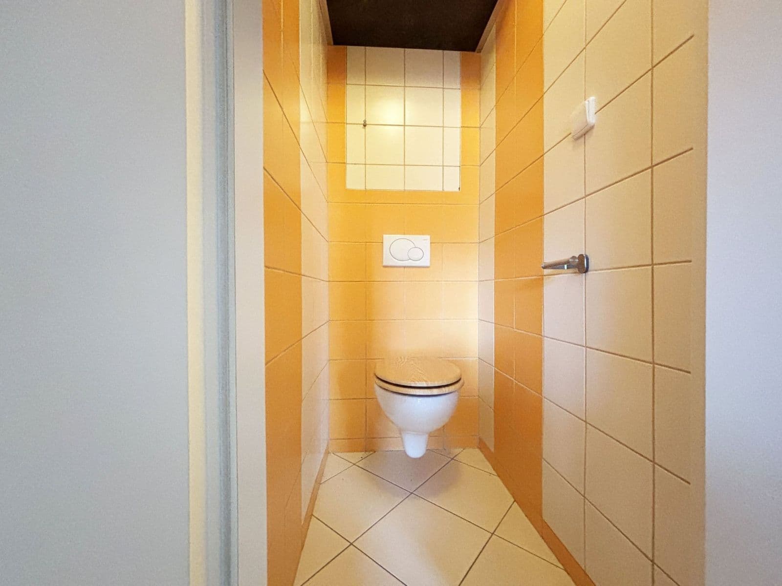 Prenájom bytu 3-izbový 80 m², Semice, Středočeský kraj Prenájom bytu 3-izbový 80 m², Semice, Středočeský kraj