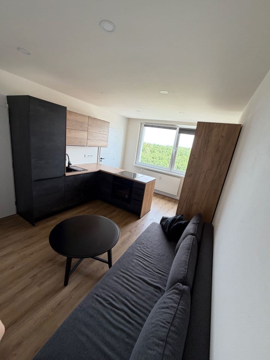 Predaj bytu 2-izbový 31 m², Matúškova, Praha, Praha Predaj bytu 2-izbový 31 m², Matúškova, Praha, Praha