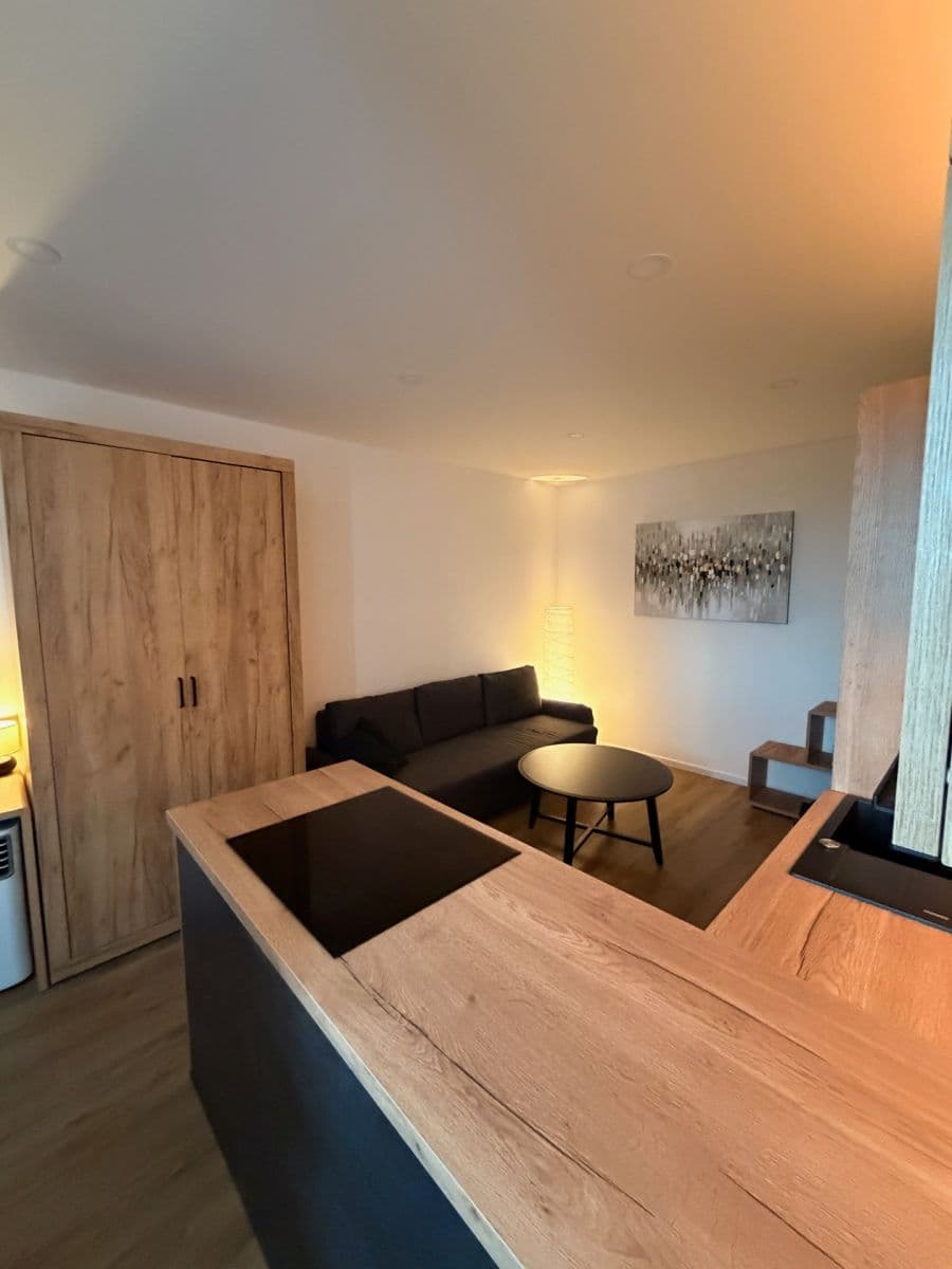 Predaj bytu 2-izbový 31 m², Matúškova, Praha, Praha Predaj bytu 2-izbový 31 m², Matúškova, Praha, Praha