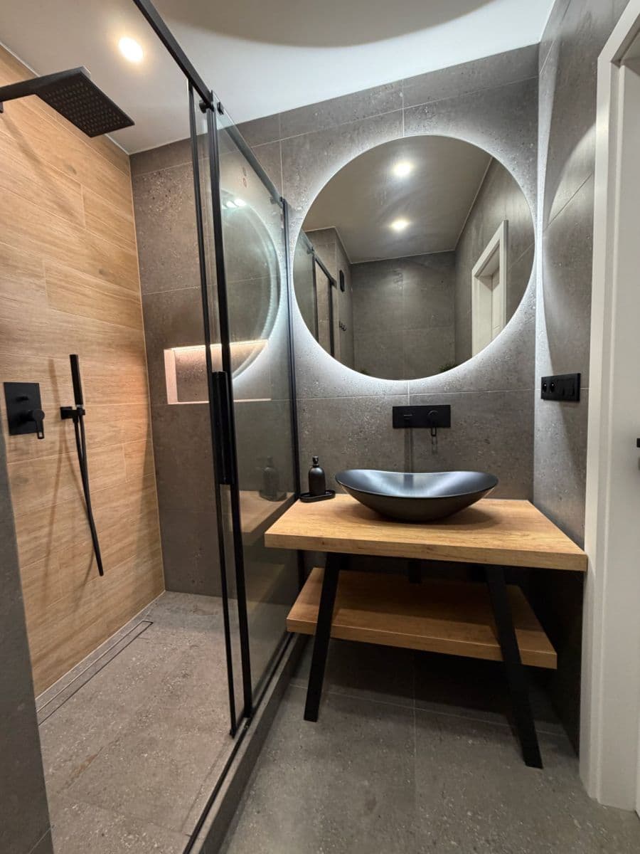 Predaj bytu 2-izbový 31 m², Matúškova, Praha, Praha Predaj bytu 2-izbový 31 m², Matúškova, Praha, Praha