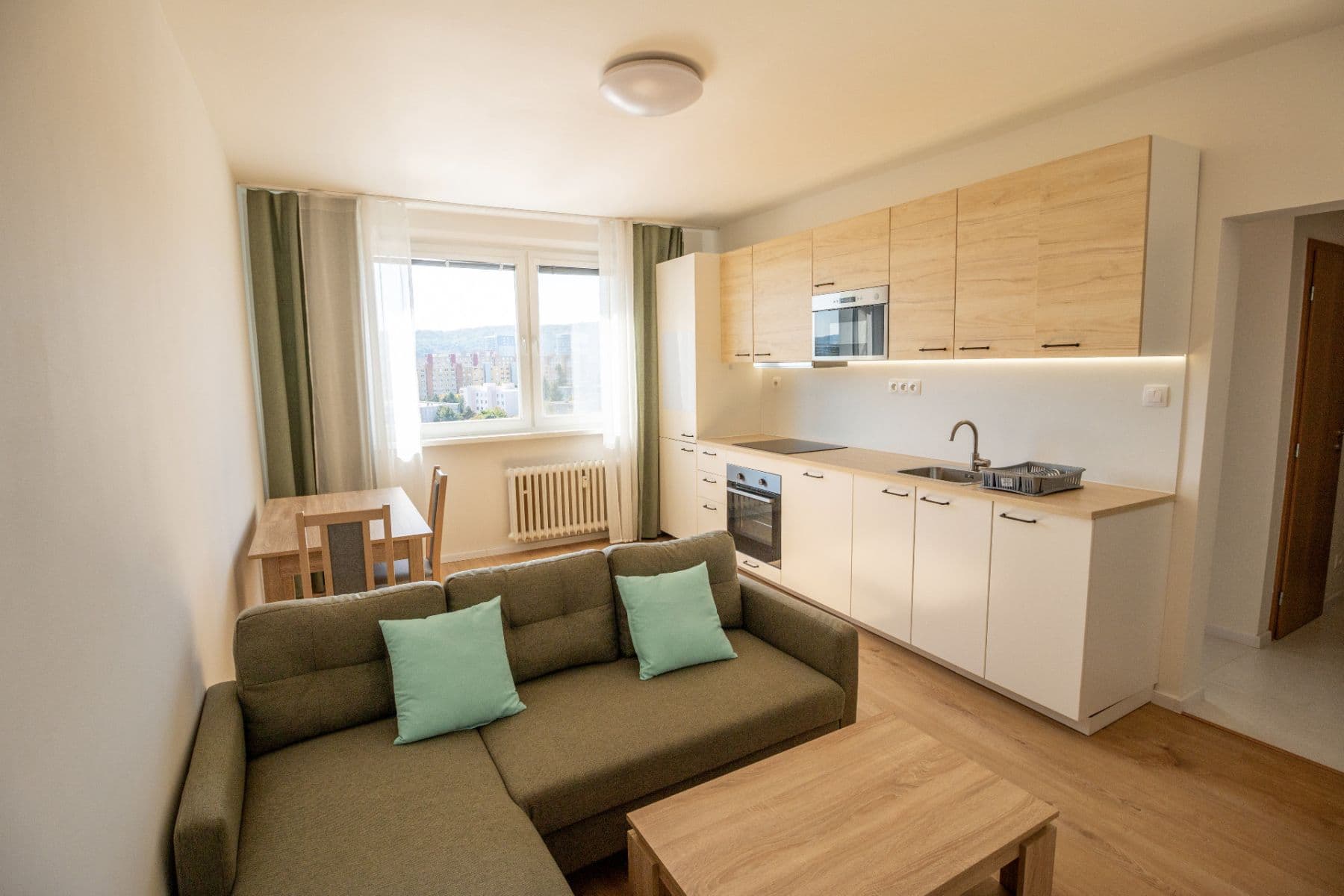 Prenájom bytu 2-izbový 37 m², Drobného, Dúbravka, Bratislavský kraj Prenájom bytu 2-izbový 37 m², Drobného, Dúbravka, Bratislavský kraj