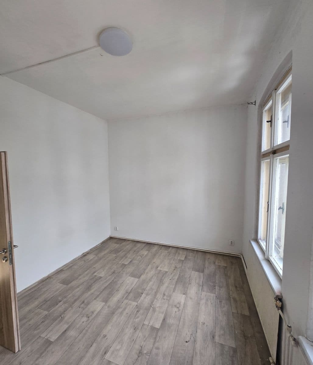 Prenájom bytu 2-izbový 55 m², Lidická, Česká Kamenice, Ústecký kraj Prenájom bytu 2-izbový 55 m², Lidická, Česká Kamenice, Ústecký kraj