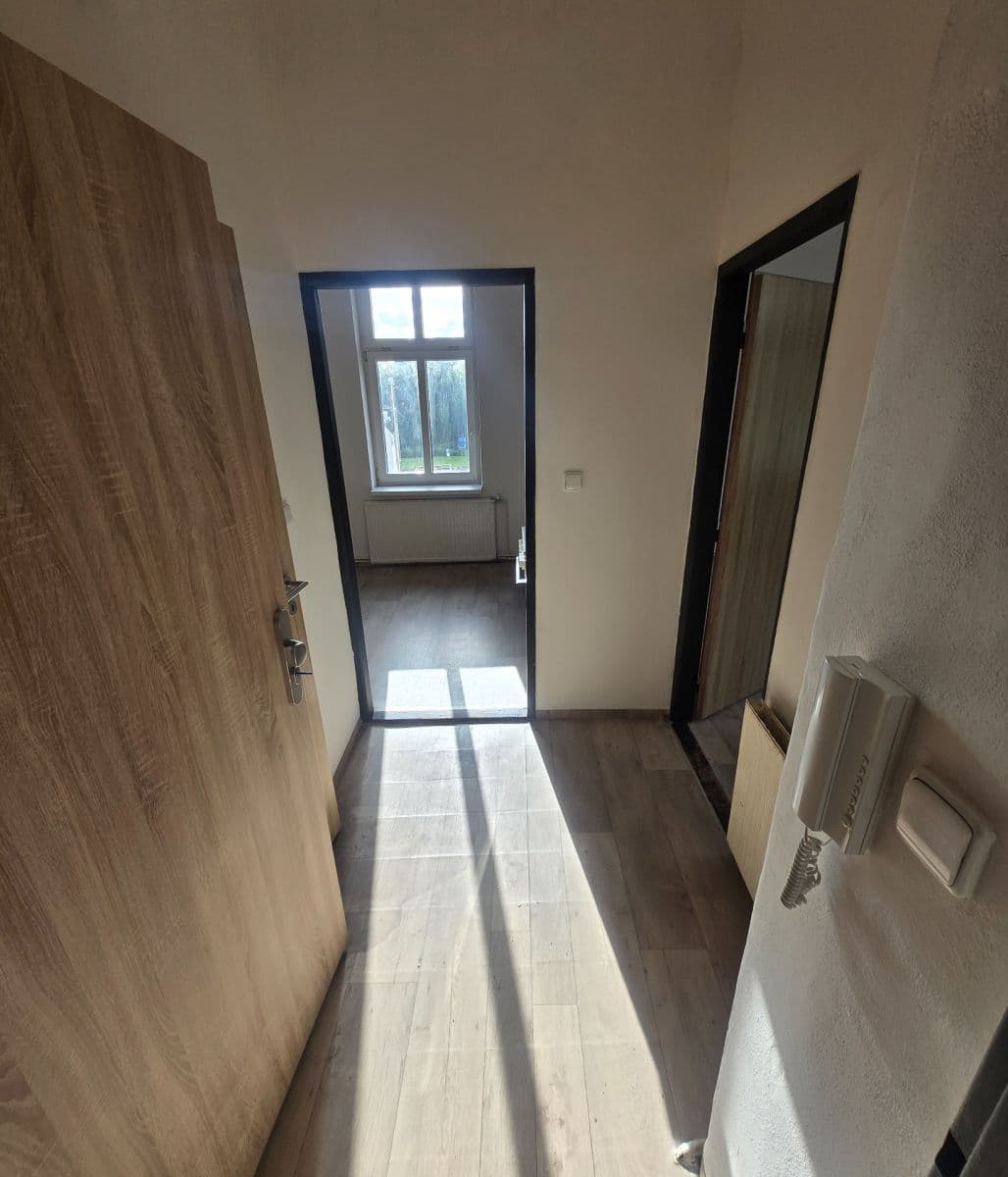 Prenájom bytu 2-izbový 55 m², Lidická, Česká Kamenice, Ústecký kraj Prenájom bytu 2-izbový 55 m², Lidická, Česká Kamenice, Ústecký kraj