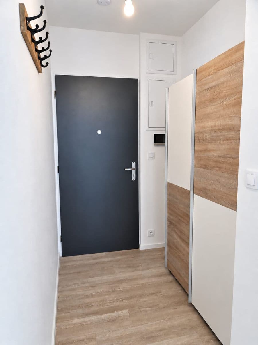 Prenájom bytu 1-izbový 28 m², Mladoboleslavská, Praha, Praha Prenájom bytu 1-izbový 28 m², Mladoboleslavská, Praha, Praha