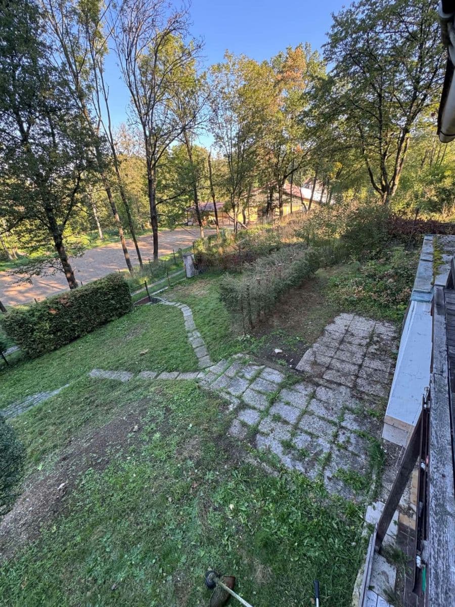 Predaj rekreačného objektu 17 m², pozemok 389 m², Bystřice, Středočeský kraj Predaj rekreačného objektu 17 m², pozemok 389 m², Bystřice, Středočeský kraj