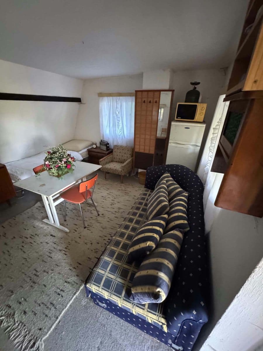 Predaj rekreačného objektu 17 m², pozemok 389 m², Bystřice, Středočeský kraj Predaj rekreačného objektu 17 m², pozemok 389 m², Bystřice, Středočeský kraj