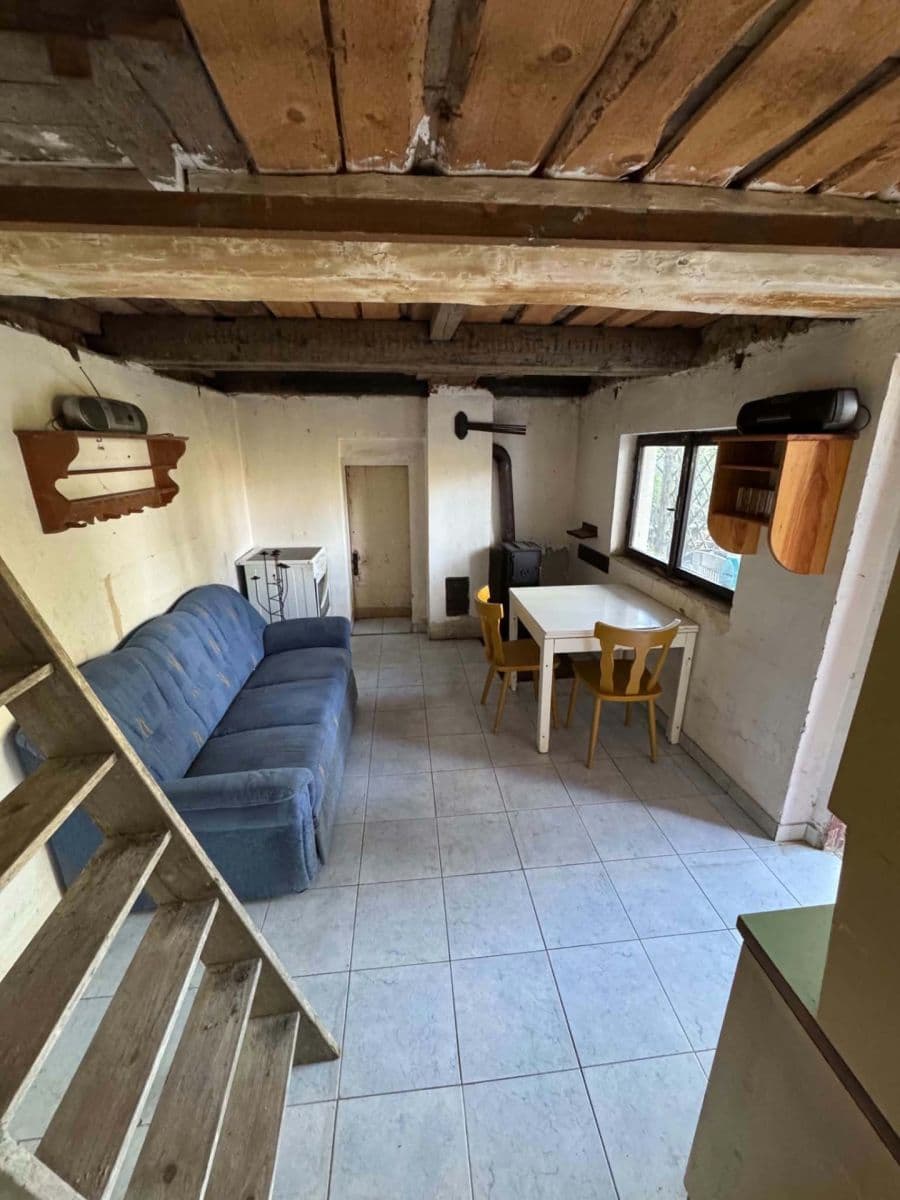 Predaj rekreačného objektu 17 m², pozemok 389 m², Bystřice, Středočeský kraj Predaj rekreačného objektu 17 m², pozemok 389 m², Bystřice, Středočeský kraj