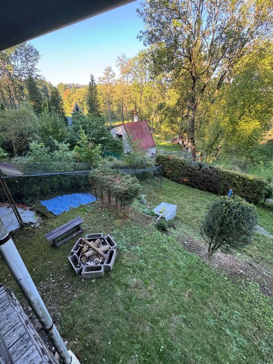 Predaj rekreačného objektu 17 m², pozemok 389 m², Bystřice, Středočeský kraj Predaj rekreačného objektu 17 m², pozemok 389 m², Bystřice, Středočeský kraj