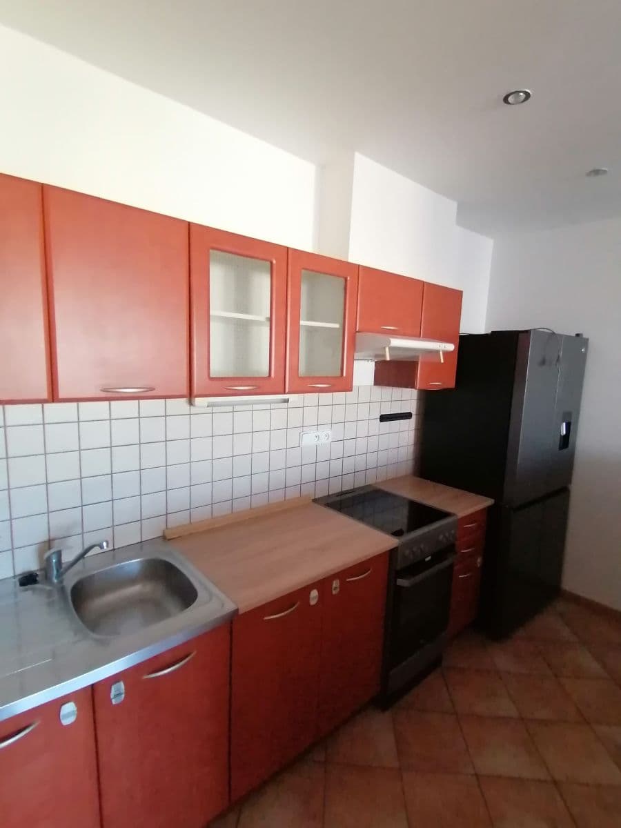 Prenájom bytu 2-izbový 59 m², Jeseniova, Praha, Praha Prenájom bytu 2-izbový 59 m², Jeseniova, Praha, Praha