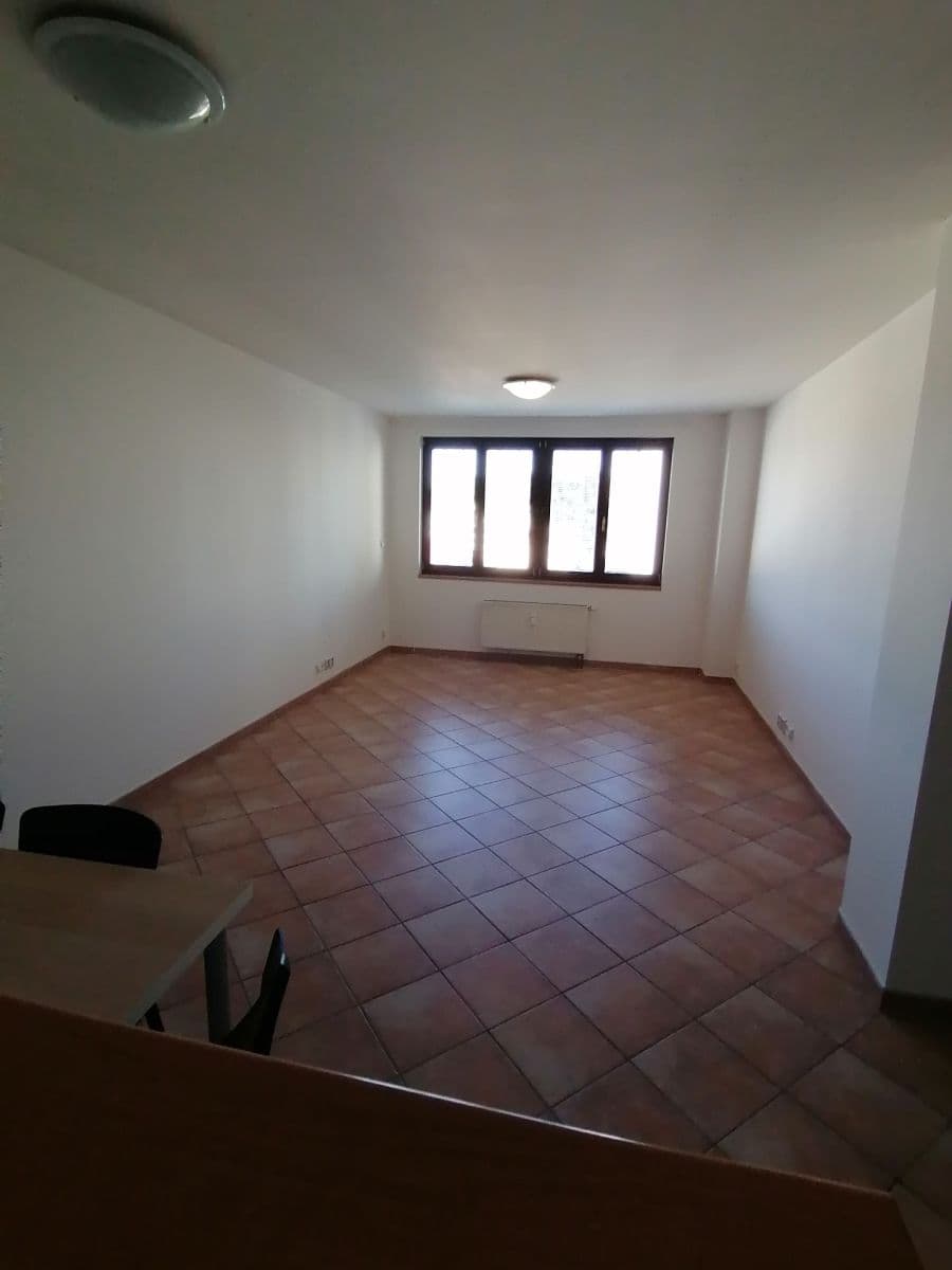 Prenájom bytu 2-izbový 59 m², Jeseniova, Praha, Praha Prenájom bytu 2-izbový 59 m², Jeseniova, Praha, Praha