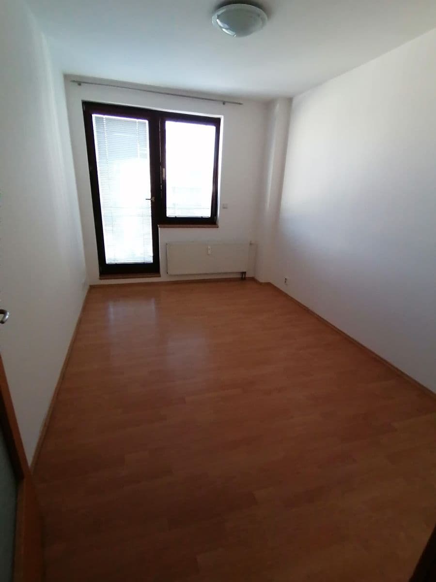 Prenájom bytu 2-izbový 59 m², Jeseniova, Praha, Praha Prenájom bytu 2-izbový 59 m², Jeseniova, Praha, Praha